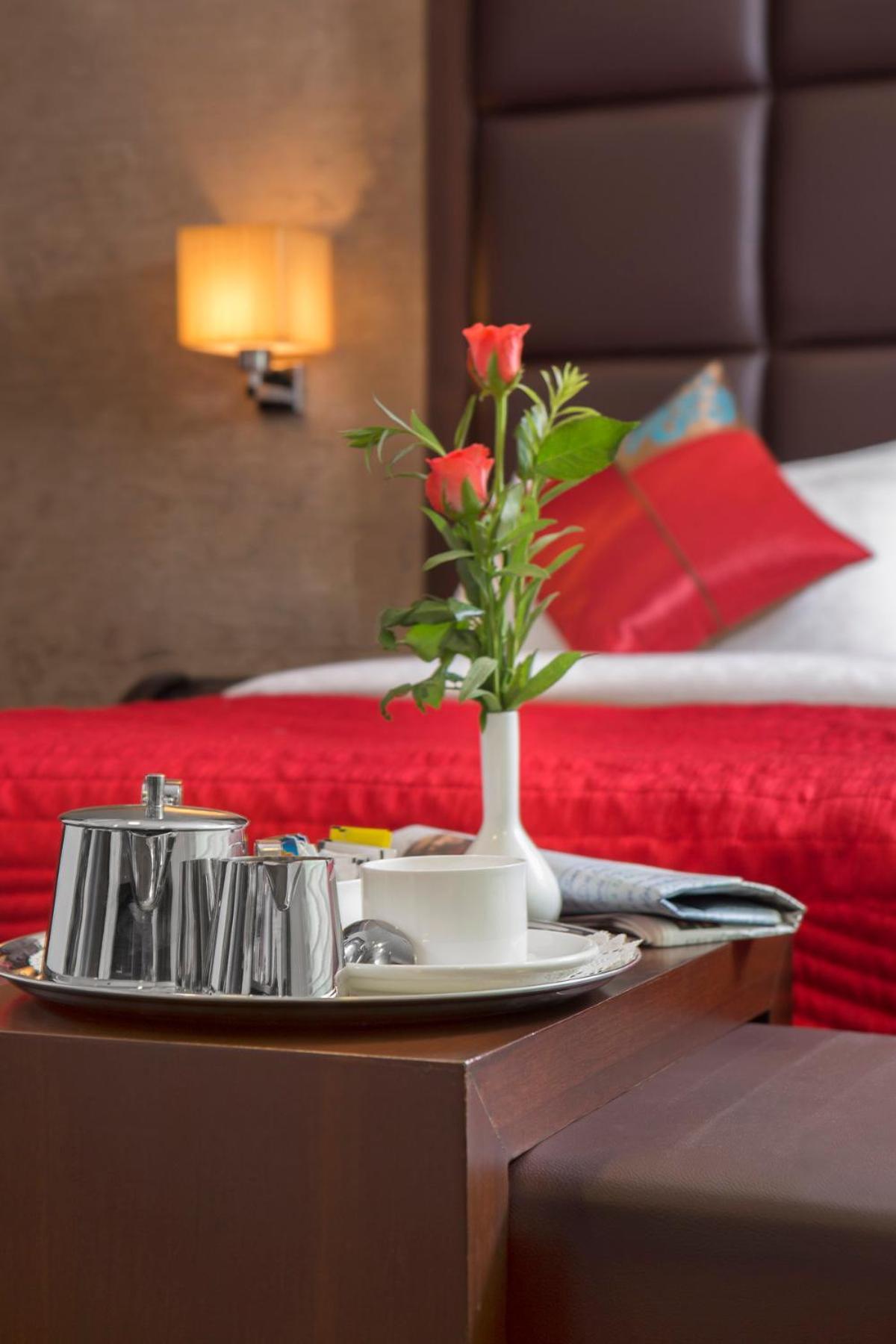 Jasmine Boutique Hotel Jasola New Delhi Buitenkant foto