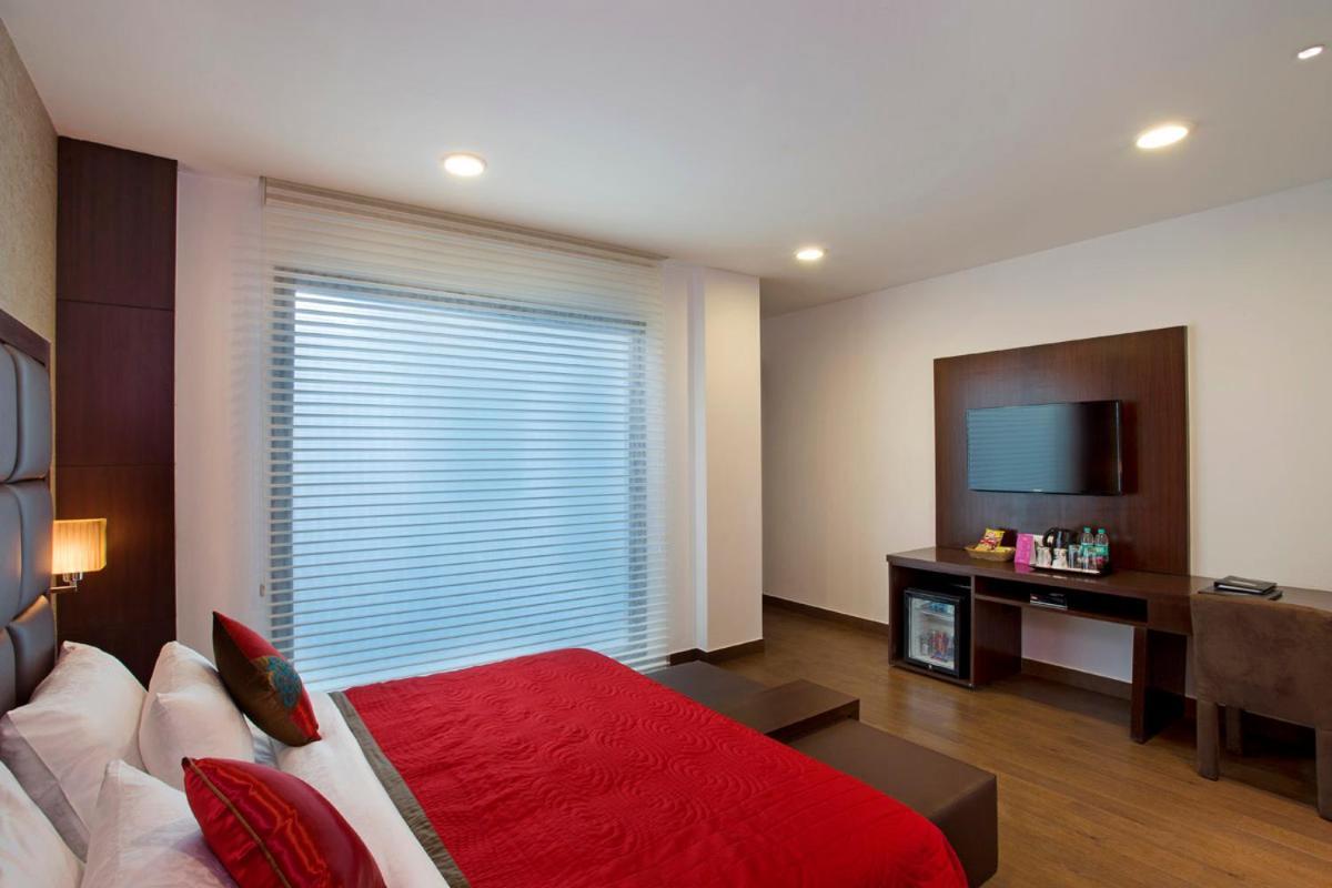 Jasmine Boutique Hotel Jasola New Delhi Buitenkant foto