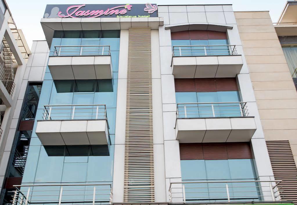 Jasmine Boutique Hotel Jasola New Delhi Buitenkant foto