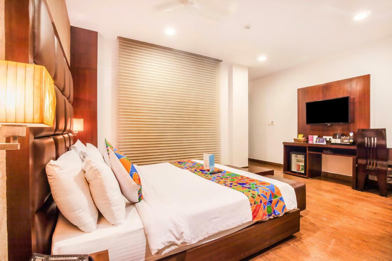 Jasmine Boutique Hotel Jasola New Delhi Buitenkant foto