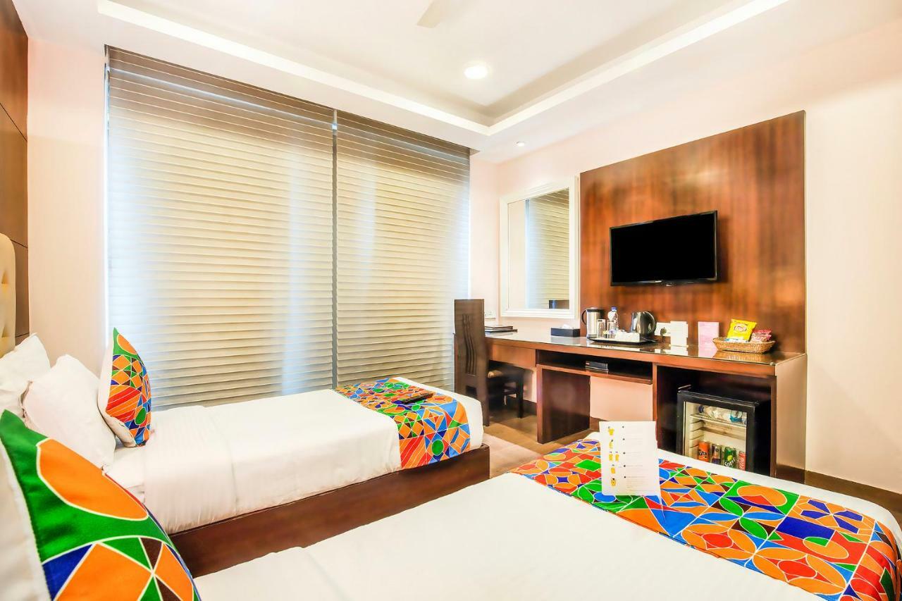 Jasmine Boutique Hotel Jasola New Delhi Buitenkant foto
